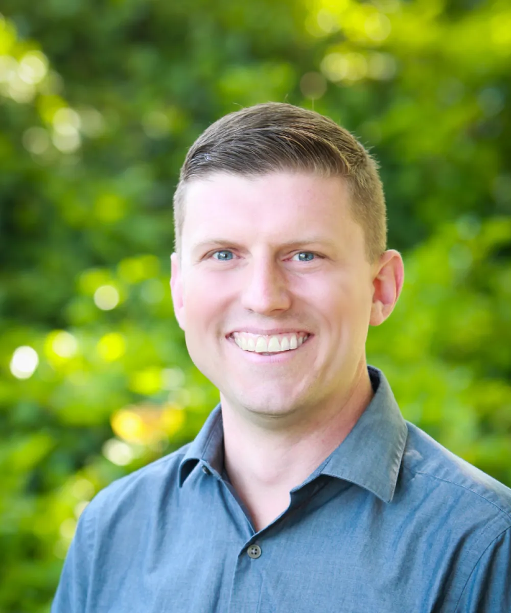 Toby | Senior Associate Advisor | Wealth Advisors Northwest